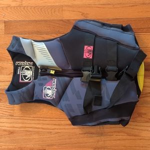 Body glove phantom jet ski life jacket